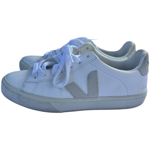 Veja Women's Campo Leather White/Grey Sneakers Shoes, sz 7 - Picture 3 of 12